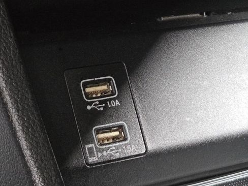 Used 2019 Honda HR-V Sport image 30