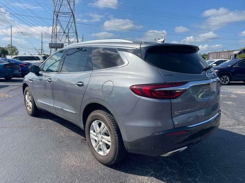 Used 2020 Buick Enclave Essence w/ Sound and Sites Package AWD/4WD image 5