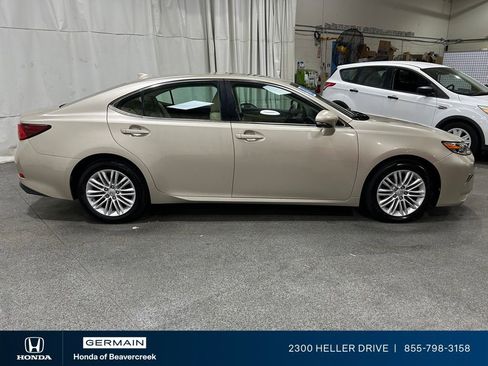 Used 2018 Lexus ES 350 w/ Accessory Package 2 FWD image 9