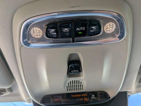 Used 2018 Volvo S90 T8 Inscription w/ Convenience Package AWD/4WD image 55