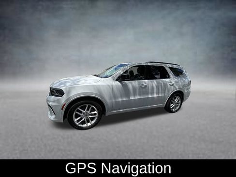 Used 2024 Dodge Durango GT RWD image 3