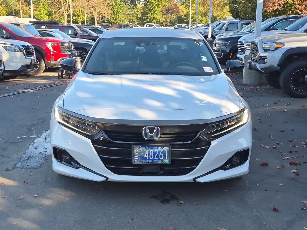 Used 2022 Honda Accord Sport image 2