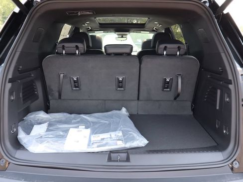 New 2026 Chevrolet Traverse LT w/ Sun and Wheel Package AWD/4WD image 30