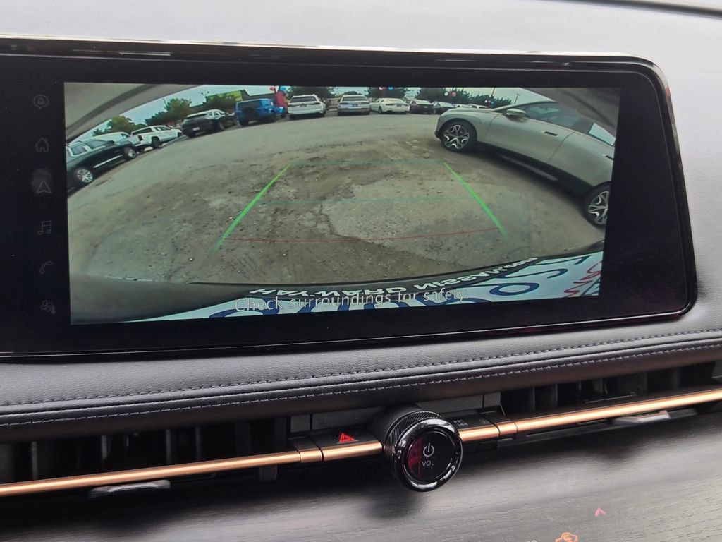 Used 2023 Nissan Ariya FWD image 17