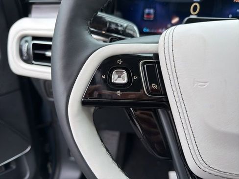 New 2026 Lincoln Aviator AWD image 28