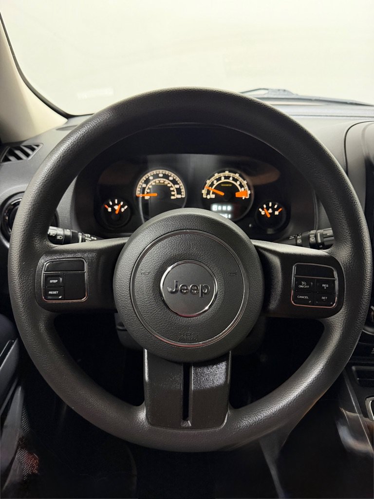 Used 2015 Jeep Patriot Sport w/ Power Value Group AWD/4WD image 15