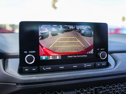 Certified 2023 Honda Accord LX image 15