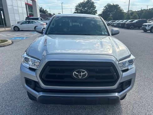 Used 2023 Toyota Tacoma SR AWD/4WD image 11