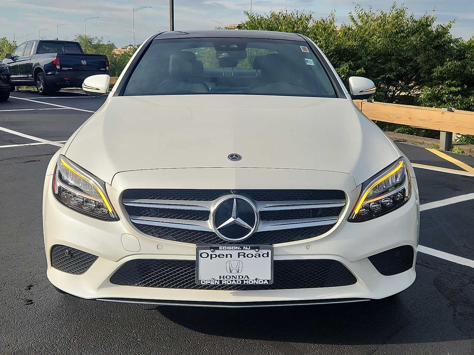 Used 2021 Mercedes-Benz C 300 4MATIC Sedan image 2