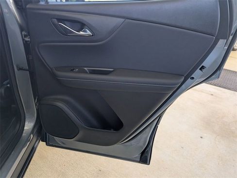 New 2025 Chevrolet Blazer LT w/ Convenience Package image 30