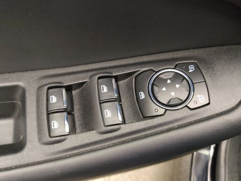 Used 2024 Ford Edge SEL image 27