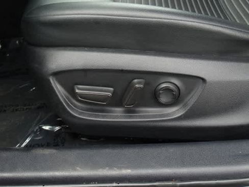 Certified 2023 Toyota Camry SE image 16