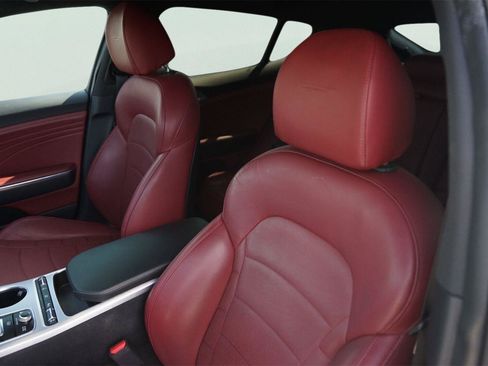 Used 2022 Kia Stinger GT2 w/ Red Interior Color Package RWD image 10