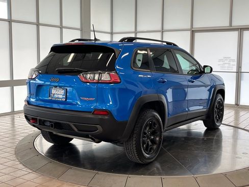 Used 2022 Jeep Cherokee Trailhawk w/ Premium Leather Package image 8