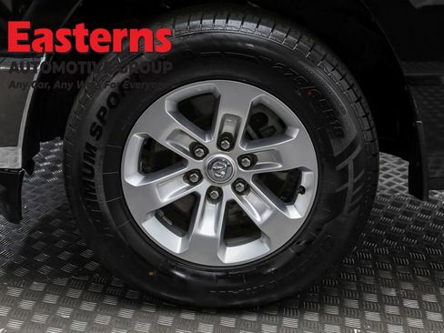 Used 2024 RAM 1500 Laramie image 34