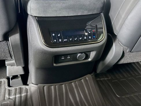 New 2026 INFINITI QX80 SPORT w/ Sport Exterior Package image 32