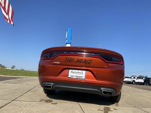 Used 2022 Dodge Charger SXT image 28