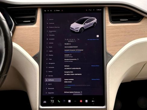 Used 2018 Tesla Model X 100D image 13