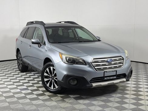 Used 2016 Subaru Outback 2.5i Limited AWD/4WD image 2