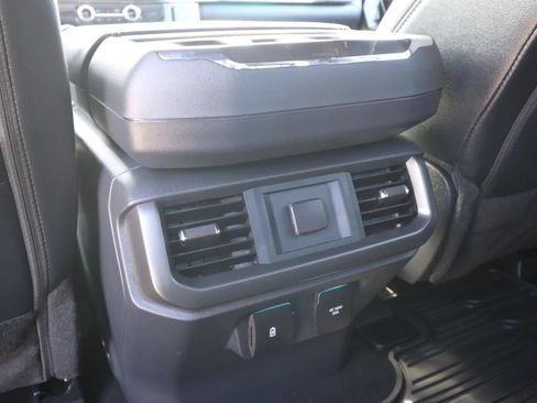 Used 2025 Ford F150 Lariat w/ Equipment Group 501A Mid AWD/4WD image 9