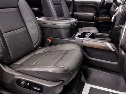 Used 2020 GMC Sierra 2500 Denali w/ Denali Ultimate Package AWD/4WD image 35