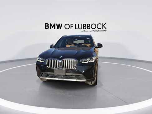 Used 2022 BMW X3 xDrive30i w/ Premium Package image 3