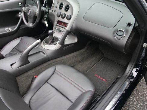 Used 2007 Pontiac Solstice GXP w/ Premium Package RWD image 25