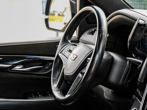 Used 2019 Cadillac Escalade ESV Platinum image 12