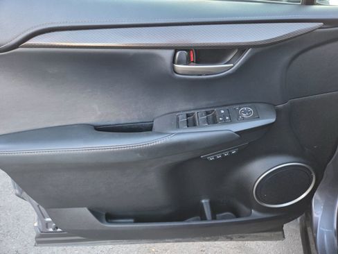 Used 2015 Lexus NX 300h AWD image 8