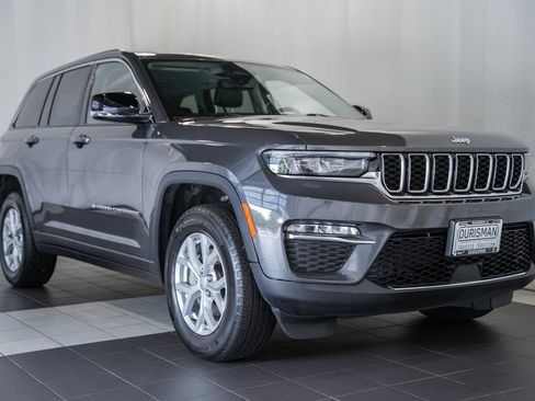 Used 2023 Jeep Grand Cherokee Limited AWD/4WD image 1