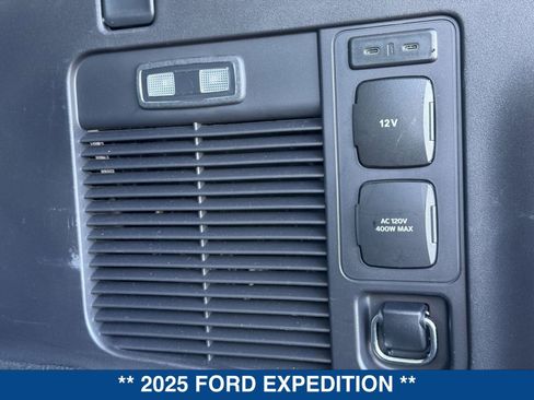 Certified 2025 Ford Expedition Active image 16