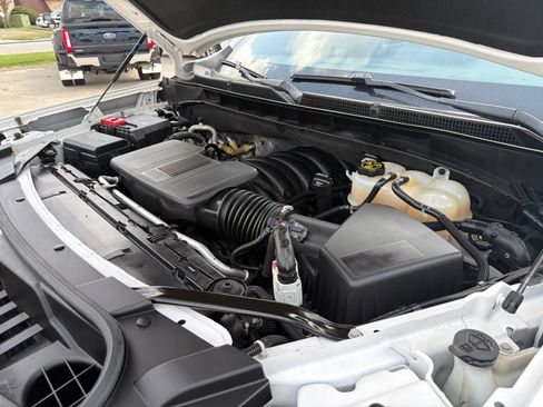 Used 2023 GMC Yukon SLT RWD image 39