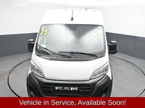 Used 2025 RAM ProMaster 2500 w/ Convenience Group image 24