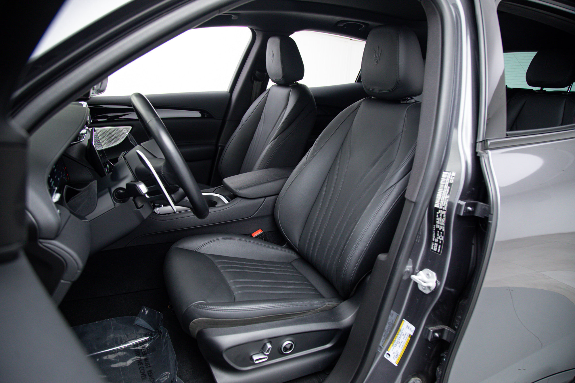 Certified 2023 Maserati Grecale Modena AWD/4WD image 16
