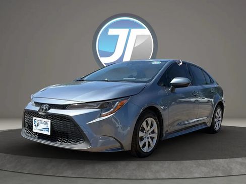 Used 2021 Toyota Corolla LE FWD image 42