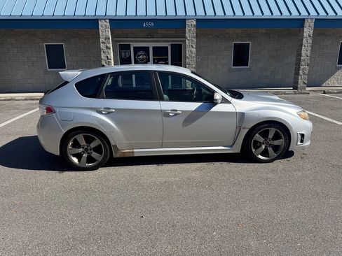 Used 2009 Subaru Impreza WRX STI image 6