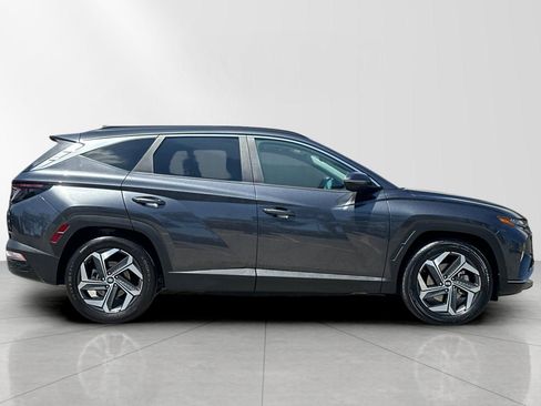 Used 2022 Hyundai Tucson SEL w/ Convenience + Premium Package FWD image 2