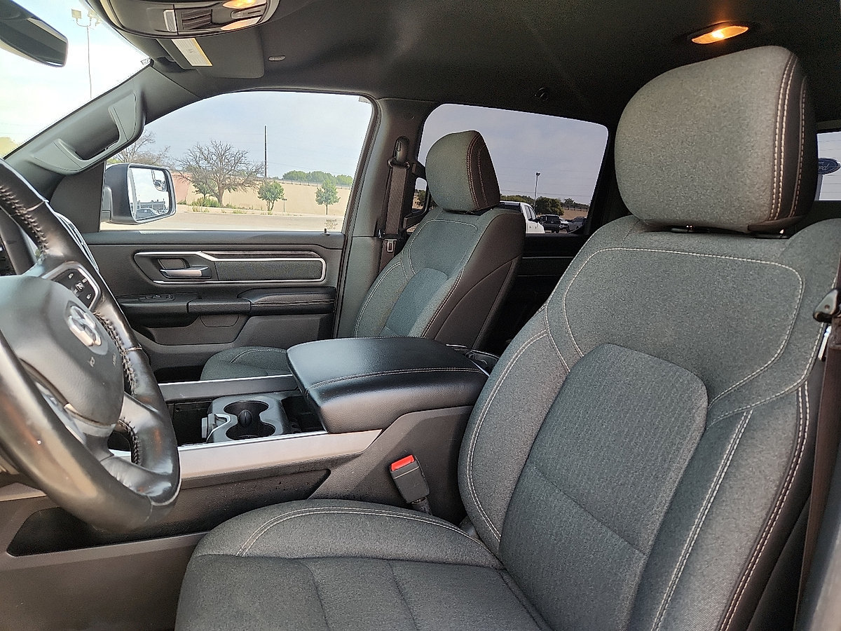 Used 2020 RAM 1500 Big Horn AWD/4WD image 7