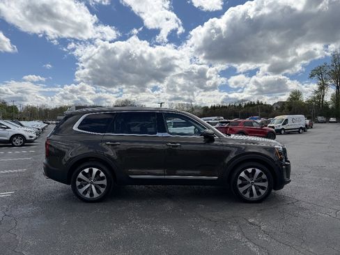 Used 2022 Kia Telluride S AWD/4WD image 8