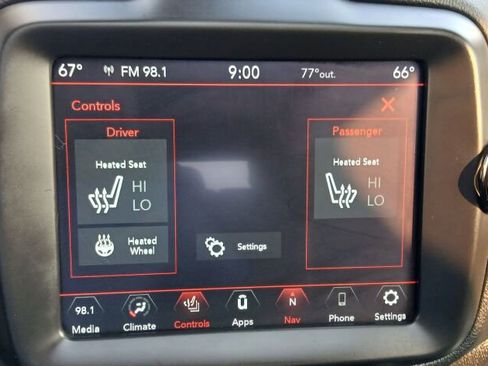 Used 2022 Jeep Renegade Trailhawk w/ Sun/Sound Group image 40