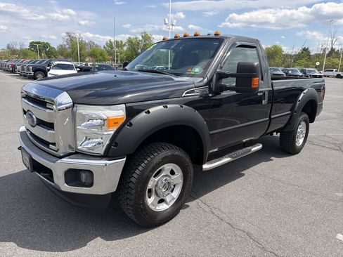 Used 2015 Ford F250 XLT w/ XLT Value Package AWD/4WD image 8