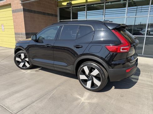 Used 2024 Volvo XC40 Recharge Plus w/ Protection Package Premier RWD image 5
