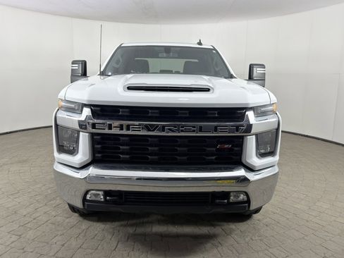 Used 2023 Chevrolet Silverado 2500 LT w/ Convenience Package AWD/4WD image 2