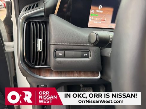 Used 2026 Nissan Armada SL w/ Captain's Chari Seat Package image 27