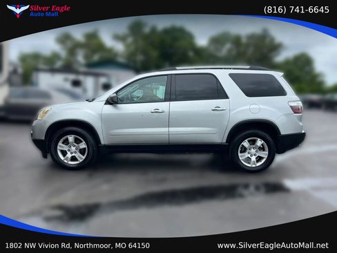 Used 2012 GMC Acadia SL FWD image 2