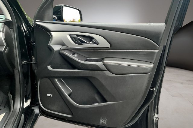 Used 2020 Chevrolet Traverse RS w/ LPO, Floor Liner Package AWD/4WD image 29