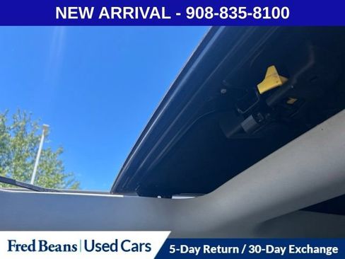 Used 2017 Jeep Renegade Latitude AWD/4WD image 12