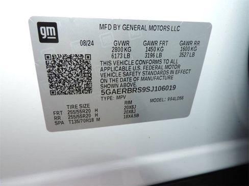 Certified 2025 Buick Enclave Sport Touring w/ Super Cruise Package image 12