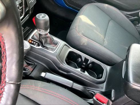 Used 2021 Jeep Wrangler Unlimited Rubicon AWD/4WD image 16