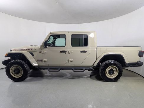 Used 2020 Jeep Gladiator Rubicon AWD/4WD image 4